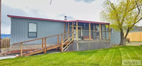 Exterior - 1601 Valley Ave, Challis, ID 83226 photo 2 of 13