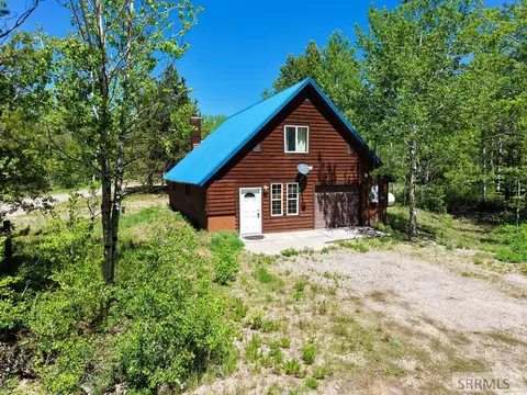 3773 Lava Ln, Island Park, ID 83429