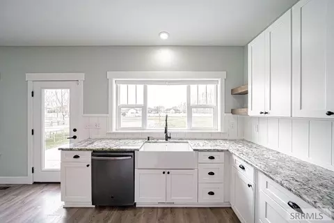 Kitchen - 3710 E 337 N, Rigby, ID 83442 photo 5 of 9