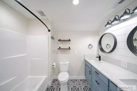 Bath - 3710 E 337 N, Rigby, ID 83442 photo 11 of 13