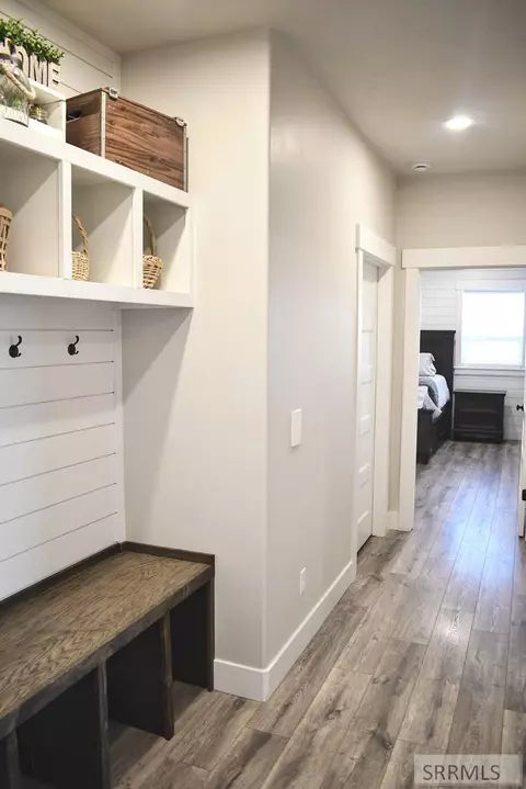 Entry Way - 3820 Hirschi Loop Rd, Rexburg, ID 83440 photo 4 of 8