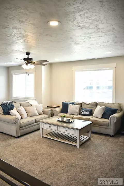 Living - 3820 Hirschi Loop Rd, Rexburg, ID 83440 photo 4 of 5