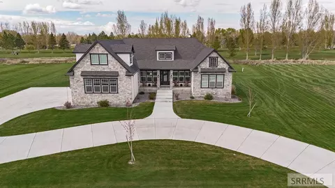 4035 E Fairway Dr, Rigby, ID 83442