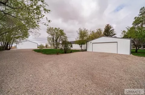 Exterior - 133 N 4400 E, Rigby, ID 83442 photo 7 of 11