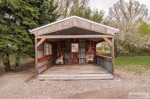 Exterior - 133 N 4400 E, Rigby, ID 83442 photo 10 of 11