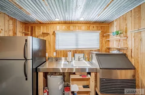 Kitchen - 133 N 4400 E, Rigby, ID 83442 photo 8 of 8