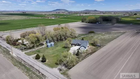 634 N 3200 E, Menan, ID 83434