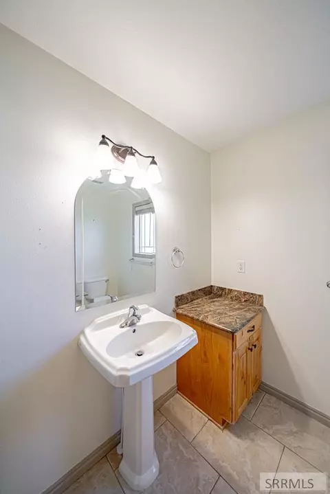 Bath - 3807 E 137 N, Rigby, ID 83442 photo 9 of 13