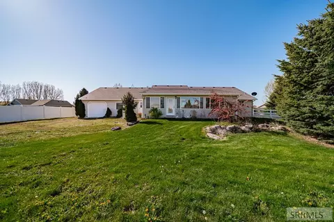 Exterior - 3807 E 137 N, Rigby, ID 83442 photo 7 of 9