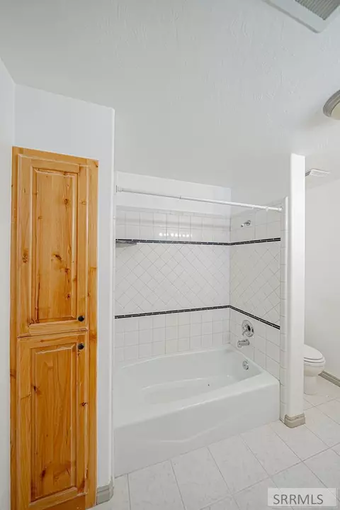 Bath - 3807 E 137 N, Rigby, ID 83442 photo 12 of 13