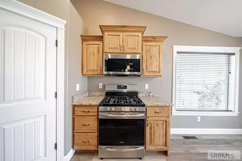 Kitchen - 3449 E 225 N, Rigby, ID 83442 photo 6 of 6