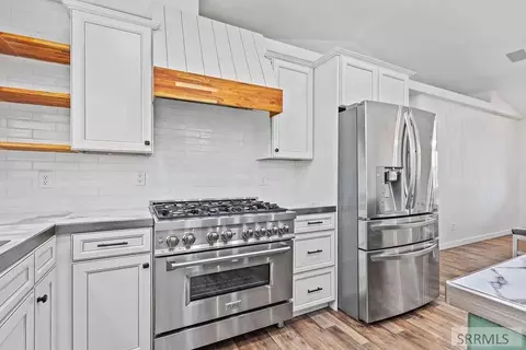 Kitchen - 3863 E 300 N, Rigby, ID 83442 photo 5 of 8