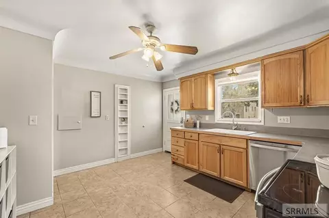 Kitchen - 149 E Main St, Saint Anthony, ID 83445 photo 2 of 2
