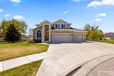165 Fairhills Cir, Idaho Falls, ID 83401