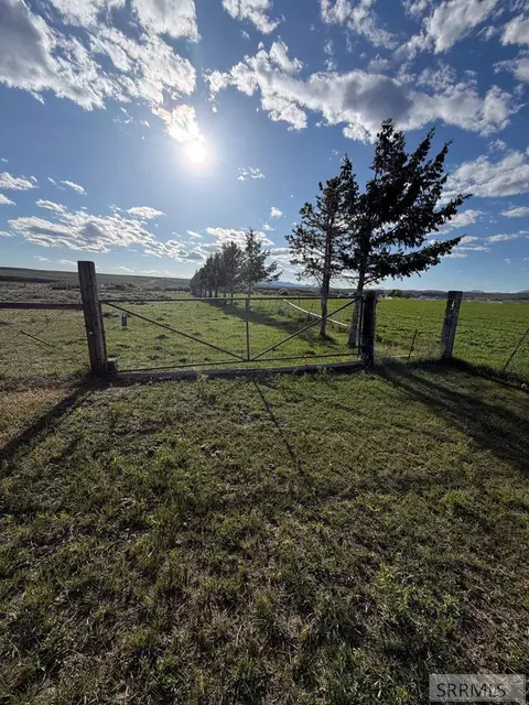 53 Shifflett Ln, Dubois, ID 83423