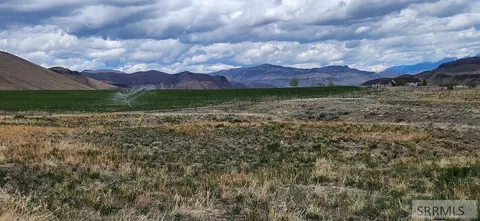 720 Conestoga Xing, Challis, ID 83226