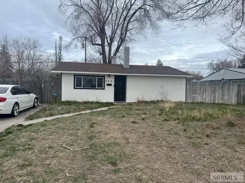 245 NW Bonneville Dr, Idaho Falls, ID 83401