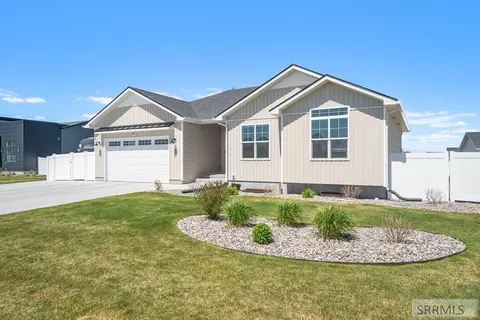 Exterior - 3877 E Pepperwood Ln, Rigby, ID 83442 photo 1 of 9