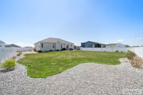 Exterior - 3877 E Pepperwood Ln, Rigby, ID 83442 photo 7 of 9