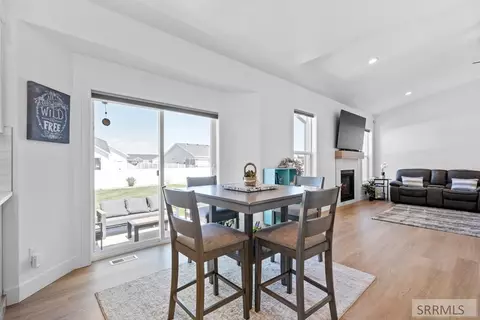 Dining - 3877 E Pepperwood Ln, Rigby, ID 83442 photo 2 of 2