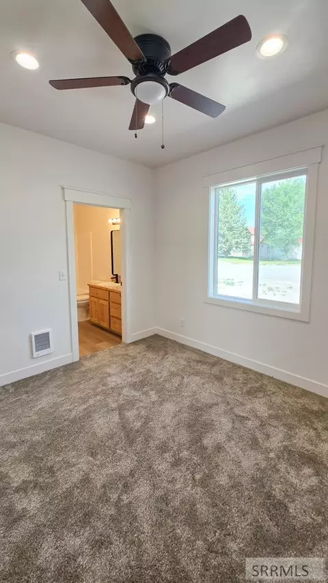Bedroom - 359 Challis Ave, Arco, ID 83213 photo 7 of 10