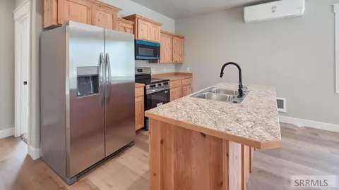 Kitchen - 359 Challis Ave, Arco, ID 83213 photo 3 of 5