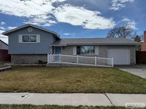 2521 Mars St, Idaho Falls, ID 83402