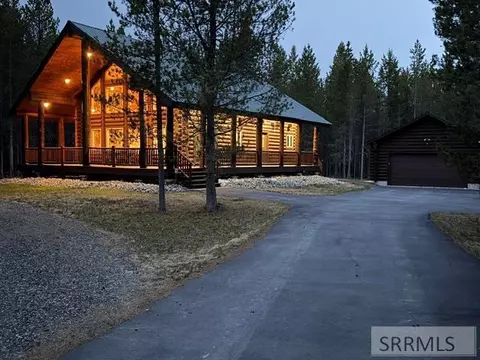 4009 Bridger Run, Island Park, ID 83429