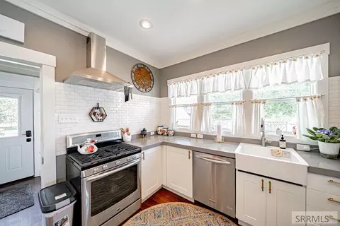 Kitchen - 134 W 2 N, Rigby, ID 83442 photo 4 of 11