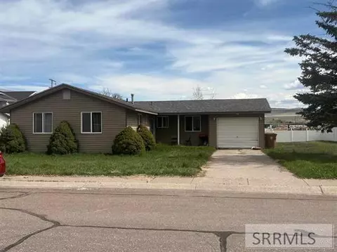 5698 Moses St, Chubbuck, ID 83202