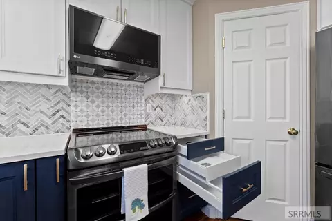 Kitchen - 3987 E 170 N, Rigby, ID 83442 photo 5 of 5