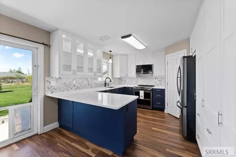 Kitchen - 3987 E 170 N, Rigby, ID 83442 photo 2 of 5