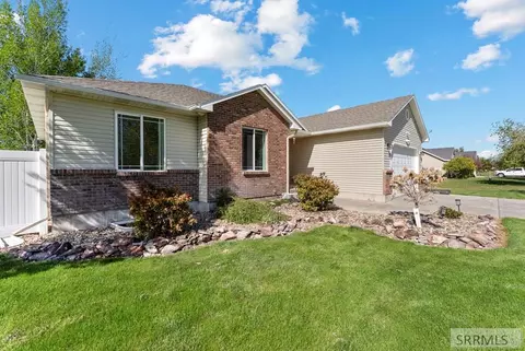 Exterior - 3987 E 170 N, Rigby, ID 83442 photo 3 of 16