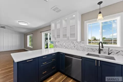 Kitchen - 3987 E 170 N, Rigby, ID 83442 photo 4 of 5