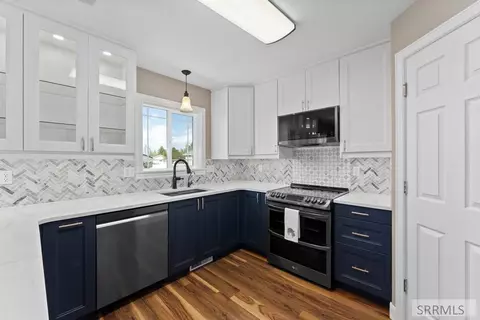 Kitchen - 3987 E 170 N, Rigby, ID 83442 photo 3 of 5