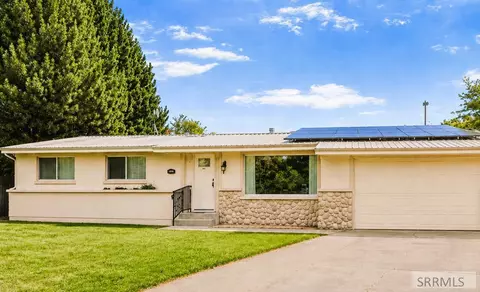 1917 Riviera Cir, Idaho Falls, ID 83404