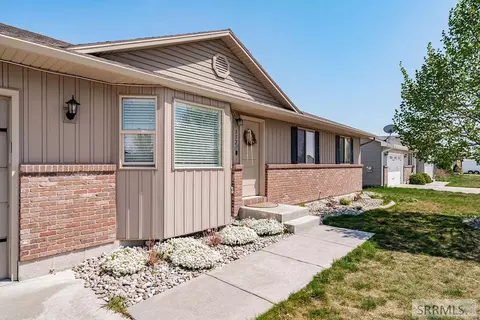 352 N Kimberly Dr, Idaho Falls, ID 83401