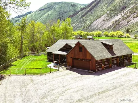 7 Truth Dr, Salmon, ID 83467