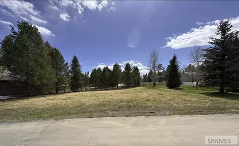 4194 Two Top Rd, Island Park, ID 83420