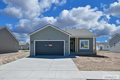 3076 Elixir Rd, Ammon, ID 83406