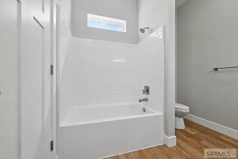 Bath - 477 Spruce Way, Rigby, ID 83442 photo 2 of 3