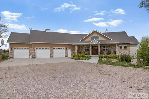 1190 N 1325 E, Shelley, ID 83274