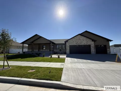1662 Sandbar St, Idaho Falls, ID 83404