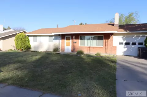 1372 Fairmont Dr, Idaho Falls, ID 83404