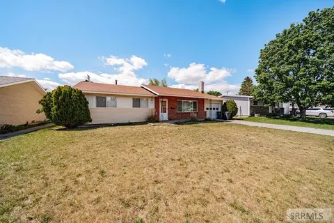 1372 Fairmont Dr, Idaho Falls, ID 83404