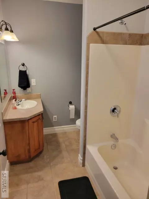 Bath - 152 N 3700 E, Rigby, ID 83442 photo 5 of 5