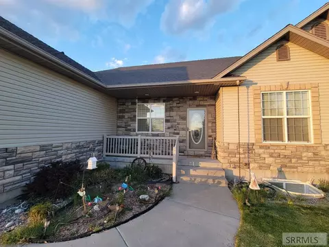 Exterior - 152 N 3700 E, Rigby, ID 83442 photo 1 of 4