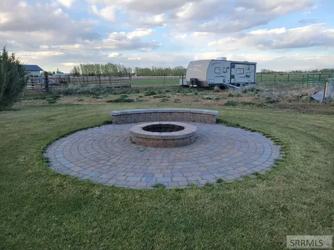 Exterior - 152 N 3700 E, Rigby, ID 83442 photo 2 of 4