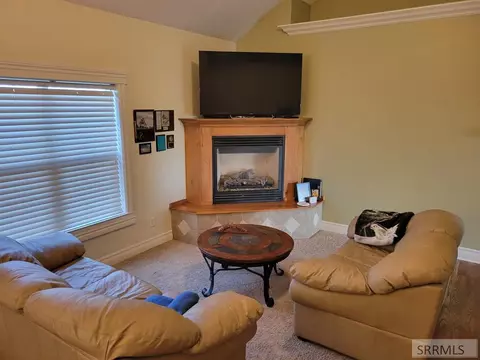 Living - 152 N 3700 E, Rigby, ID 83442 photo 1 of 1