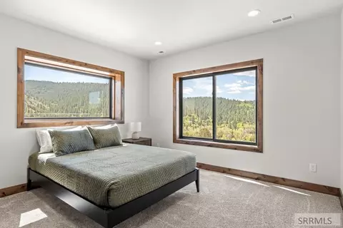 Bedroom - 84 Lookout Cir, Irwin, ID 83428 photo 7 of 10